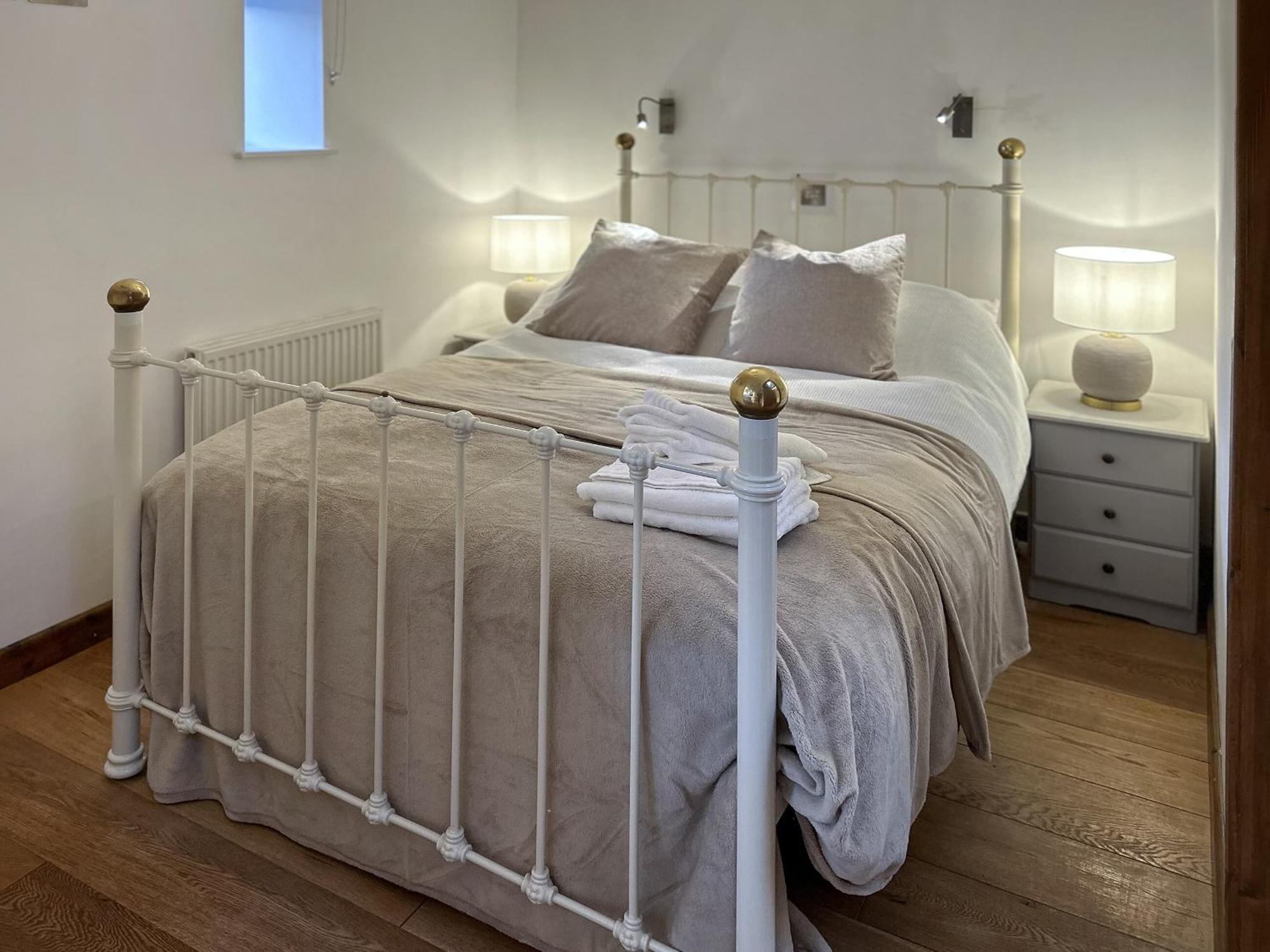 Oak Villa Falmouth Room photo