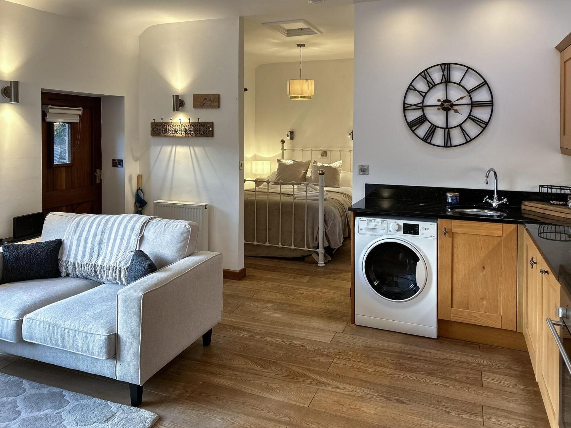 Oak Villa Falmouth Room photo